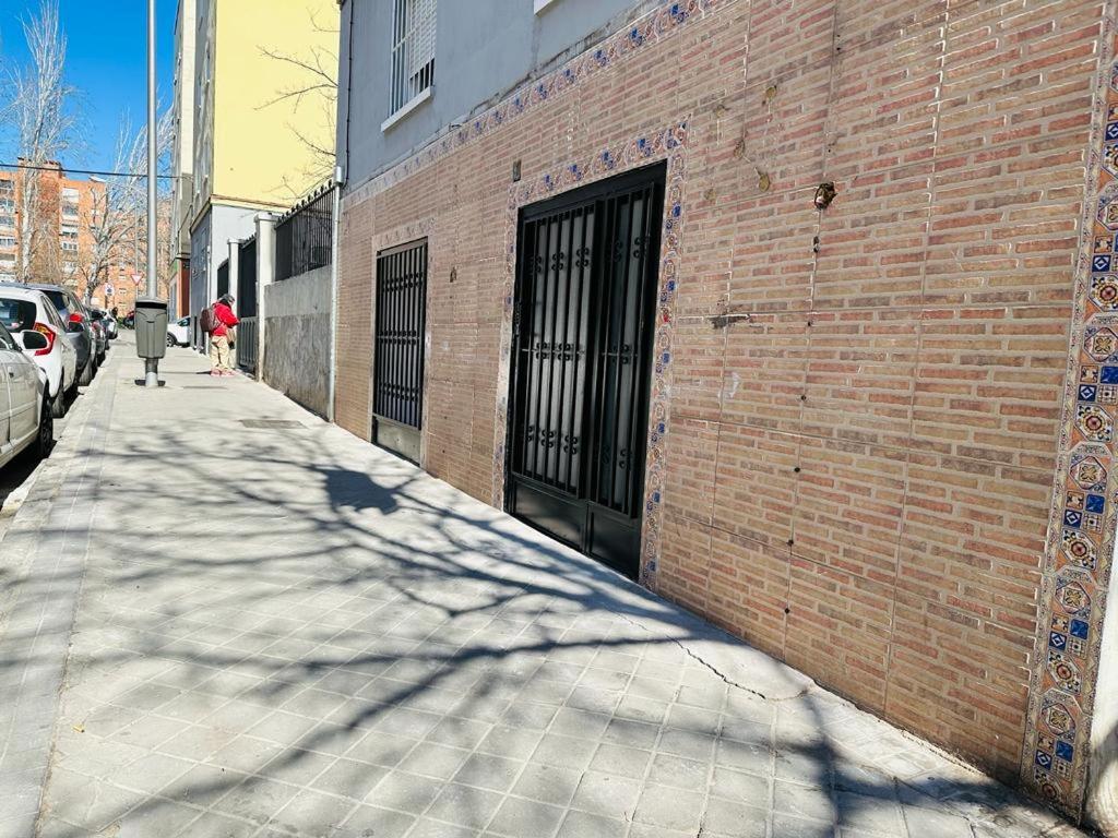 Hospedaje Nueva Numancia Madrid Exterior photo